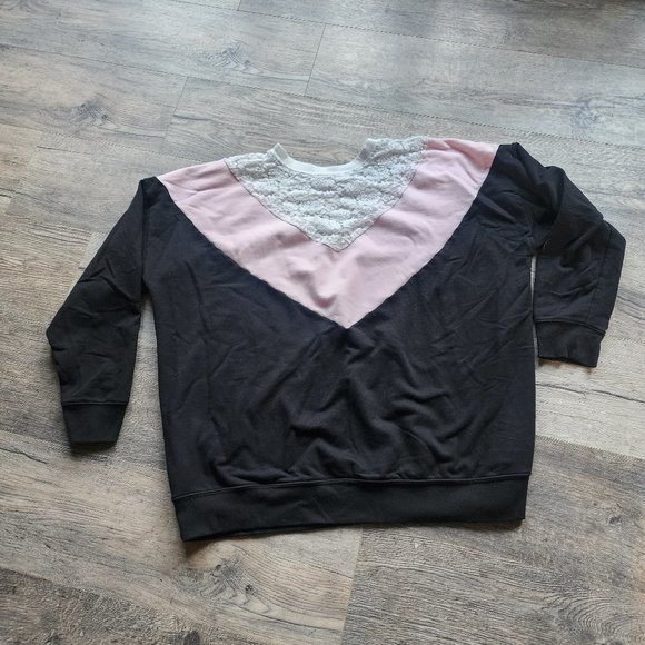 Torrid Size 2 Black, Pink & White Lace Topped Sweatshirt - Picture 1 of 5
